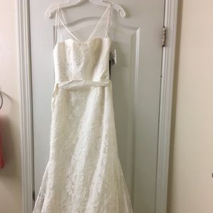 Vera Wang wedding gown sz 2